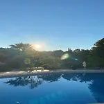 De La Casa Paraiso Avec, En Plus, Terrasse Privative Exterieure Semi Couverte Equipee D'un Salon D'un Coin Repas D'une Kitchenette, La Grande Piscine Et Les Jardins Sont Partages, A Proximite Des Plages De Fuseta Et De La Ria Formosa