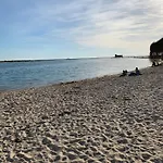 De La Casa Paraiso Avec, En Plus, Terrasse Privative Exterieure Semi Couverte Equipee D'un Salon D'un Coin Repas D'une Kitchenette, La Grande Piscine Et Les Jardins Sont Partages, A Proximite Des Plages De Fuseta Et De La Ria Formosa * Moncarapacho